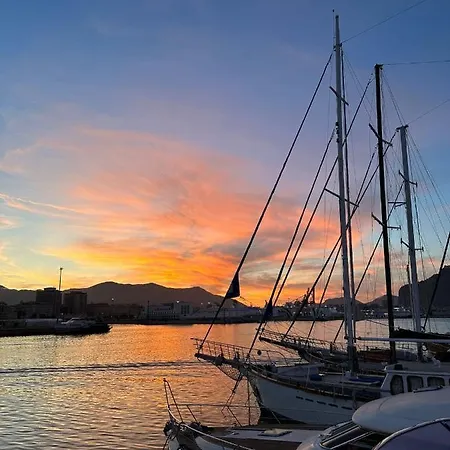 Benetti 83 Bådhotel Palermo