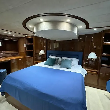 Bådhotel Benetti 83